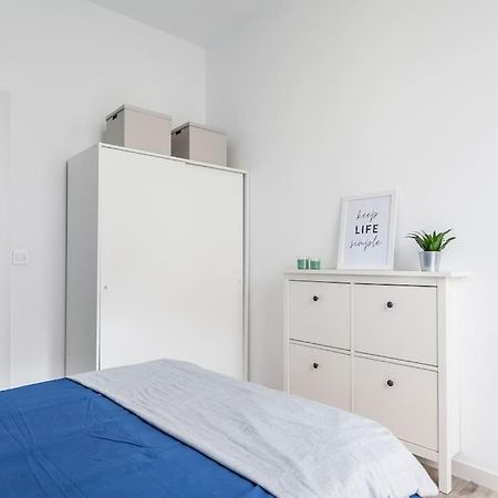 Apartamento Nuevo Cerca De La Playa Y Del Centro Valensiya Dış mekan fotoğraf