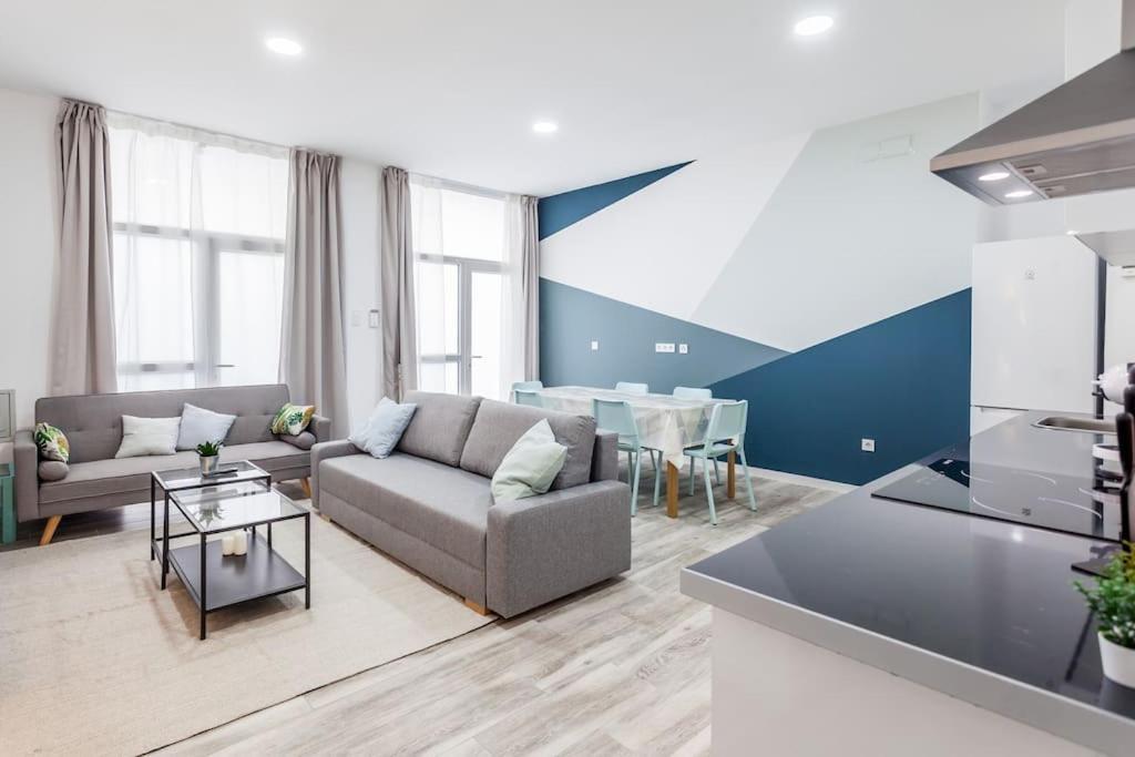 Apartamento Nuevo Cerca De La Playa Y Del Centro Valensiya Dış mekan fotoğraf